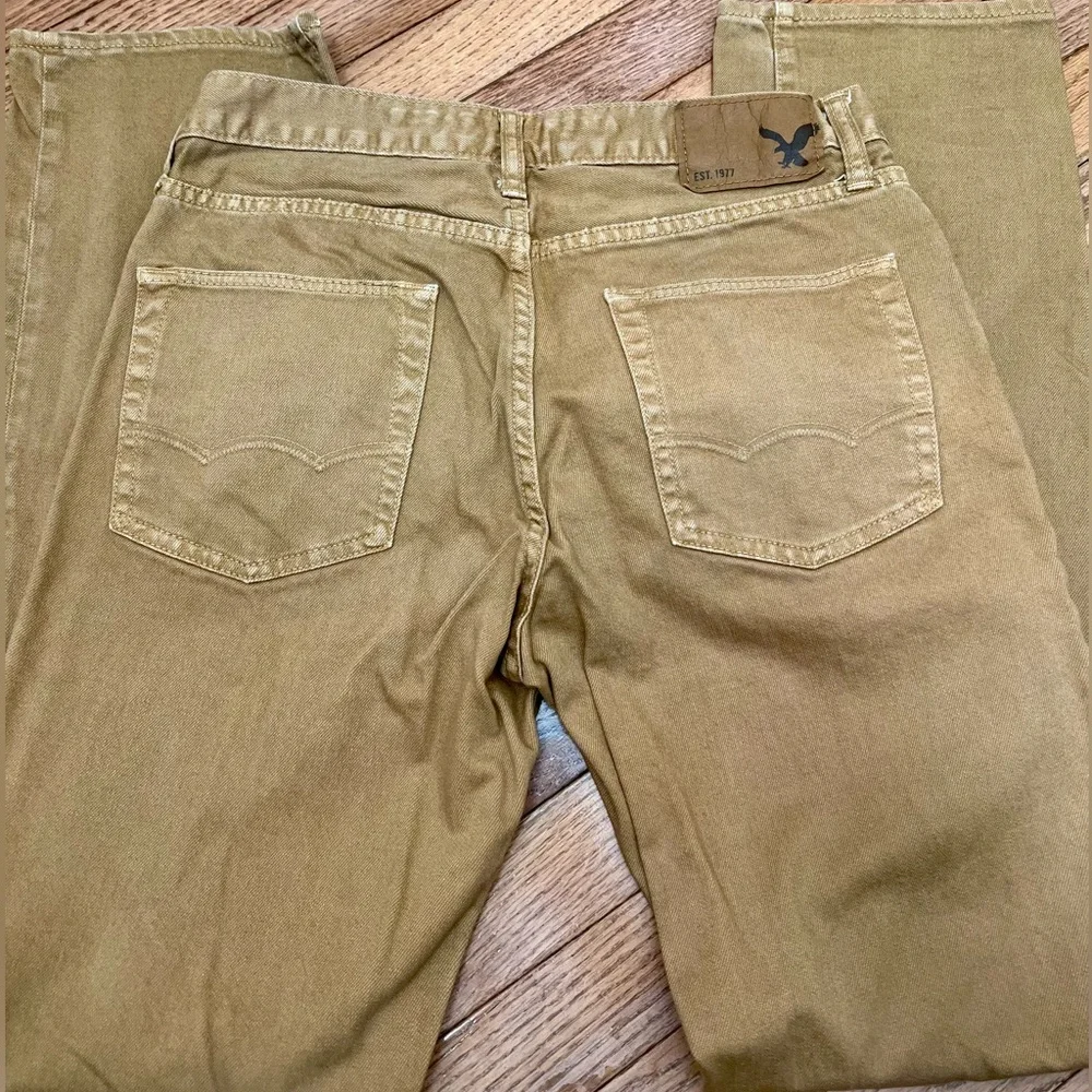 American Eagle Mens Khaki jeans 30/34 Slim Straight